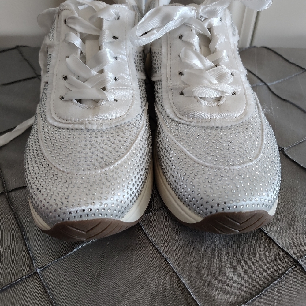 Reaction Kenneth Cole Take a Step White Sparkle Sneakers 9M - Picture 2 of 9